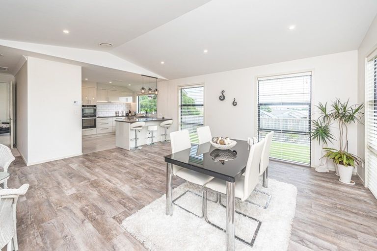 Photo of property in 45 Golf Vue Place, Castlecliff, Whanganui, 4501