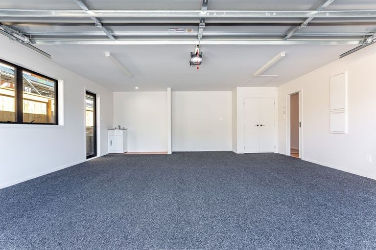 Photo of property in 26 Te Hoiere Street, Aotea, Porirua, 5024