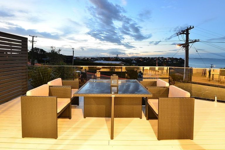 Photo of property in 7a Monyash Road, Manly, Whangaparaoa, 0930