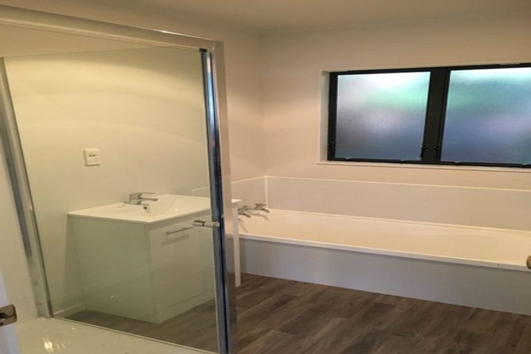 Photo of property in 8b Bell Road, Western Heights, Rotorua, 3015