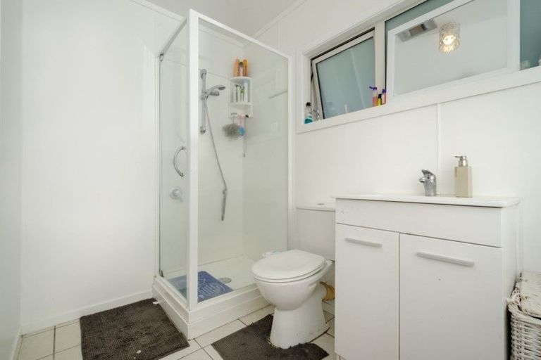 Photo of property in 5/101 Swanson Road, Henderson, Auckland, 0610