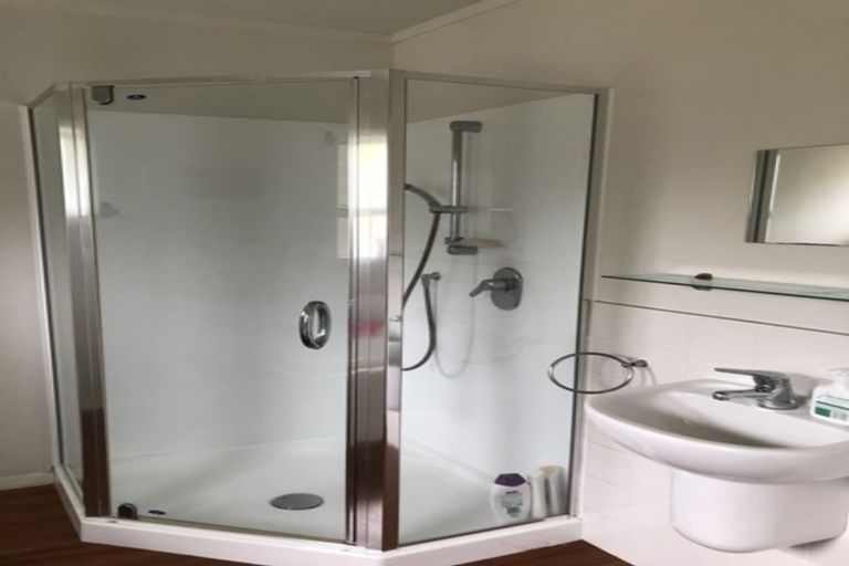 Photo of property in 15 Lancaster Street, Levin, 5510