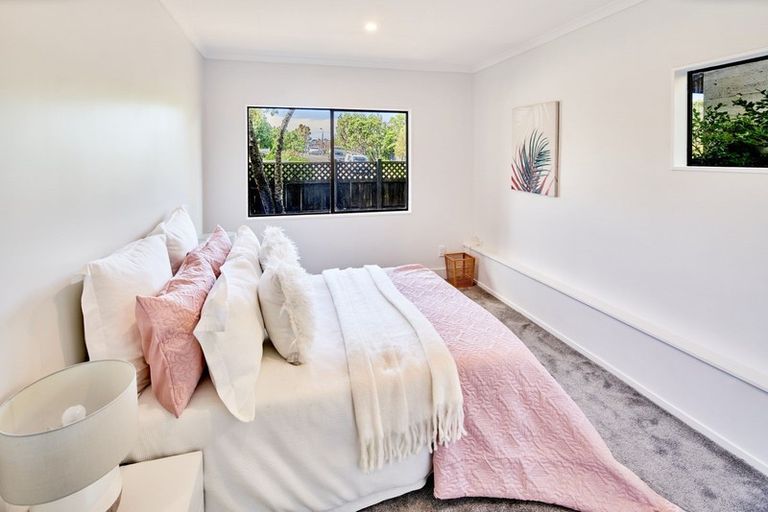 Photo of property in 39b Amapur Drive, Khandallah, Wellington, 6035