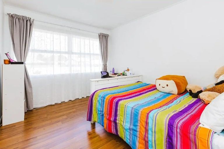 Photo of property in 19 Wilson Place, Papakura, 2110