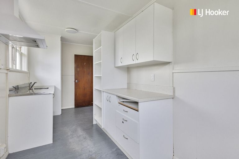 Photo of property in 82 Panmure Avenue, Calton Hill, Dunedin, 9012