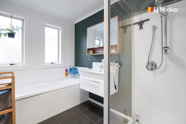 Photo of property in 110 Main Road, Fairfield, Dunedin, 9018