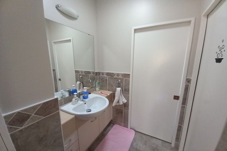 Photo of property in 25 Northwood Avenue, Albany, Auckland, 0632