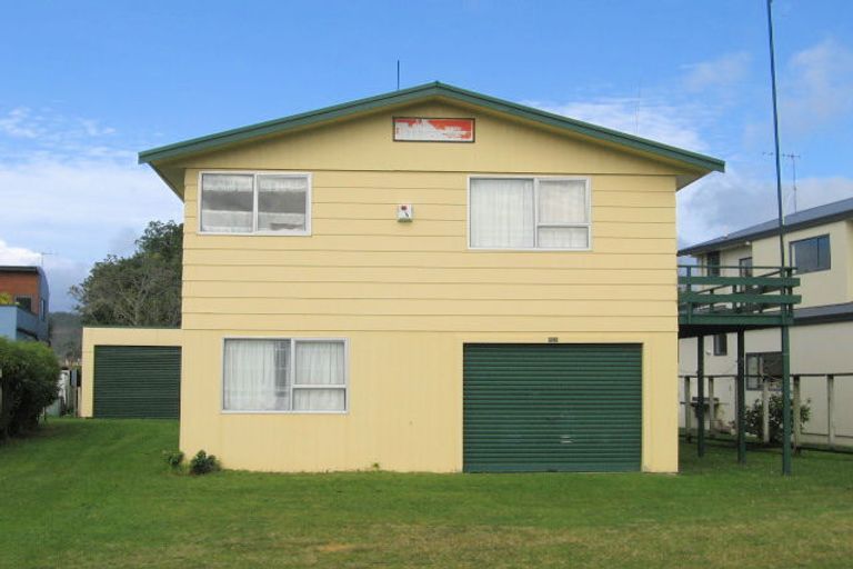 Photo of property in 619 Harbour View Road, Whangamata, 3620