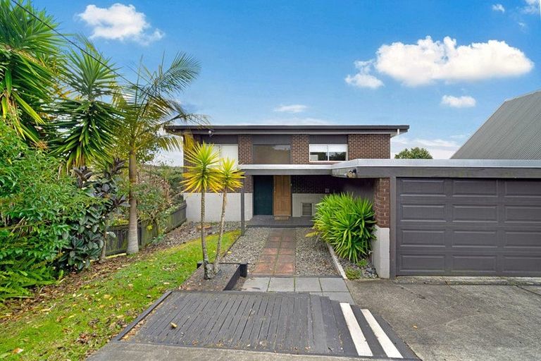 Photo of property in 229 Golf Road, Titirangi, Auckland, 0604