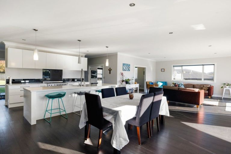 Photo of property in 18 Bos Crescent, Flagstaff, Hamilton, 3210