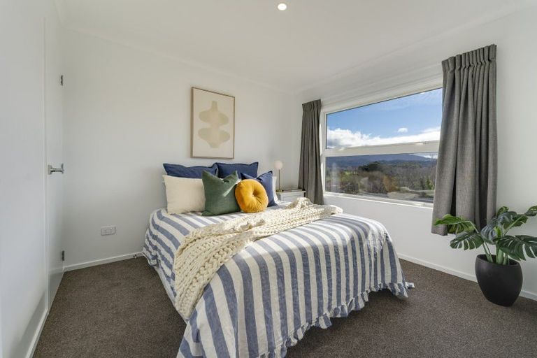 Photo of property in 32 Arapeta Place, Takaka, 7110