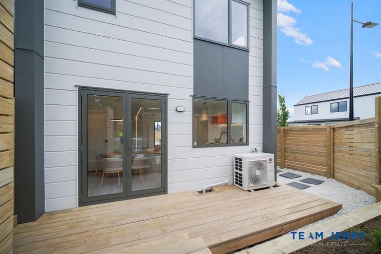 Photo of property in 12 Corporal Street, Papakura, 2110