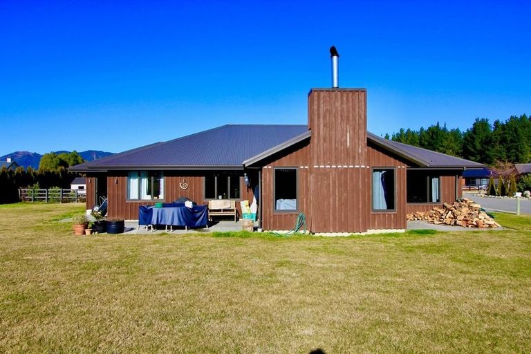 Photo of property in 5 Keats Place, Hanmer Springs, 7334