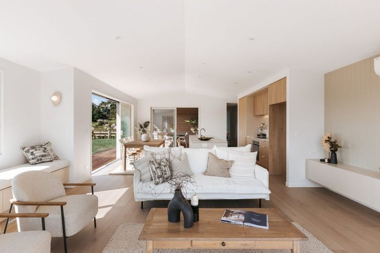 Photo of property in 60 Saint Pauls Drive, Brookfield, Tauranga, 3110