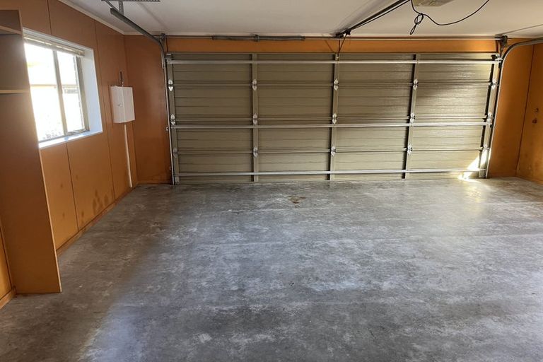 Photo of property in 51 Gandalf Crescent, Paraparaumu, 5032