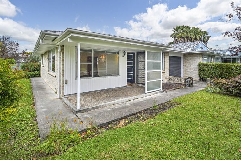 Photo of property in 901 Queen Street East, Parkvale, Hastings, 4122