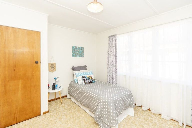 Photo of property in 4 Denz Street, Maeroa, Hamilton, 3200