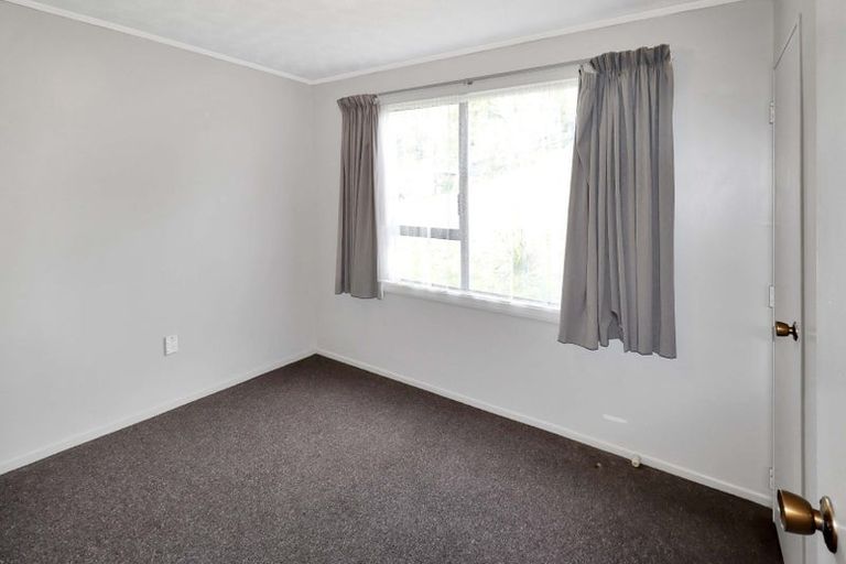 Photo of property in 89 Logie Street, Stokes Valley, Lower Hutt, 5019