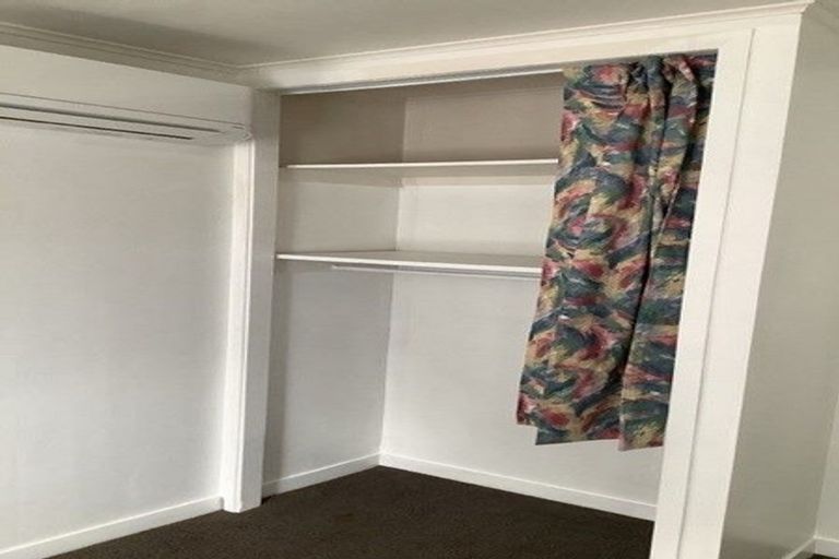 Photo of property in 21 Brandon Road, Glen Eden, Auckland, 0602