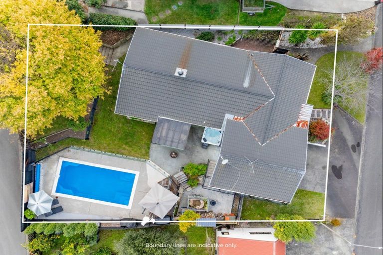 Photo of property in 6 Cumberland Rise, Taradale, Napier, 4112