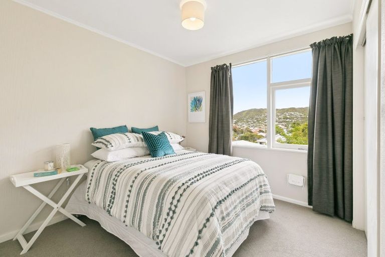 Photo of property in 1/1 Canterbury Street, Karori, Wellington, 6012