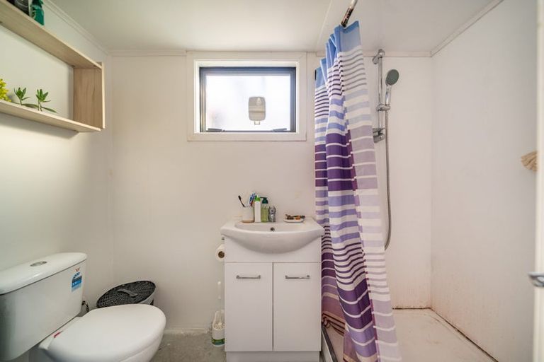 Photo of property in 52 Longfellow Street, Trentham, Upper Hutt, 5018