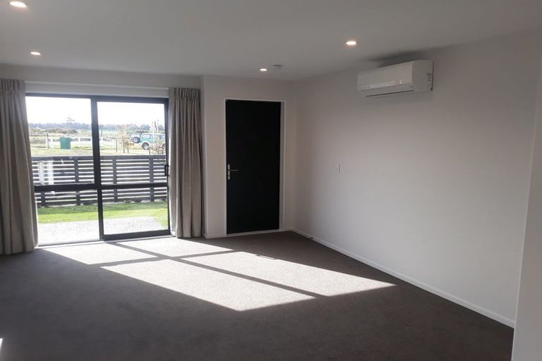 Photo of property in 5 Piripiri Place, Broomfield, Christchurch, 8042