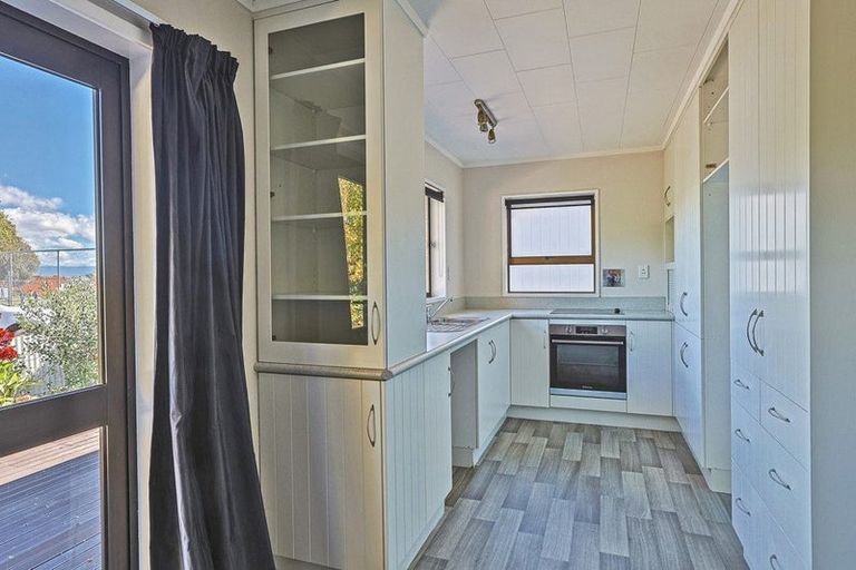 Photo of property in 11a Campbell Street, Havelock North, 4130