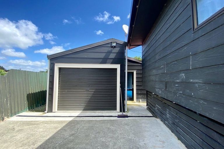 Photo of property in 12 Pirinoa Street, Feilding, 4702