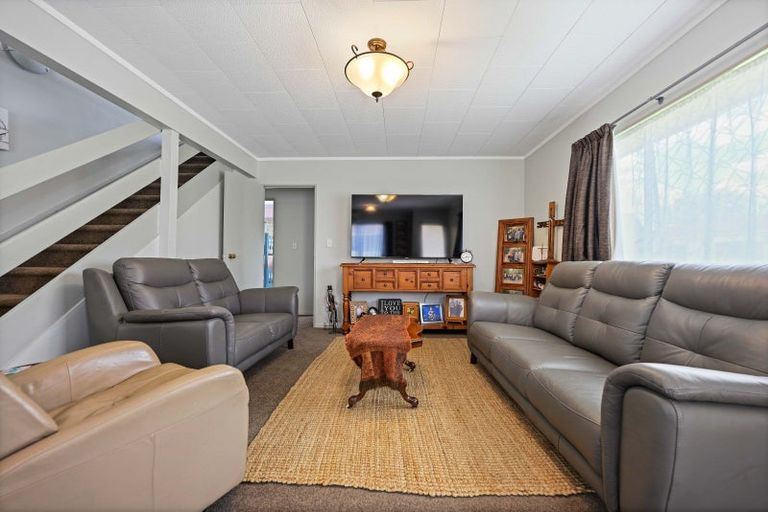 Photo of property in 12 Lickfold Lane, Pukete, Hamilton, 3200