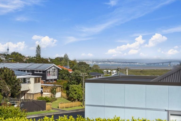 Photo of property in 41 Regent Street, Devonport, Auckland, 0624