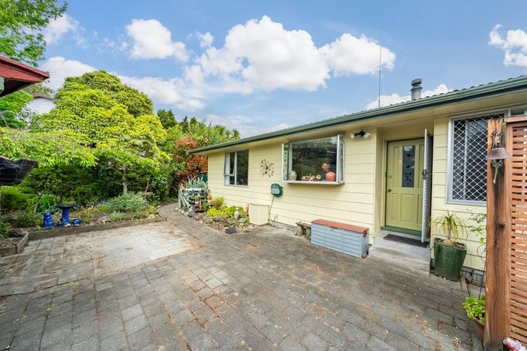 Photo of property in 13b Beryl Grove, Birchville, Upper Hutt, 5018