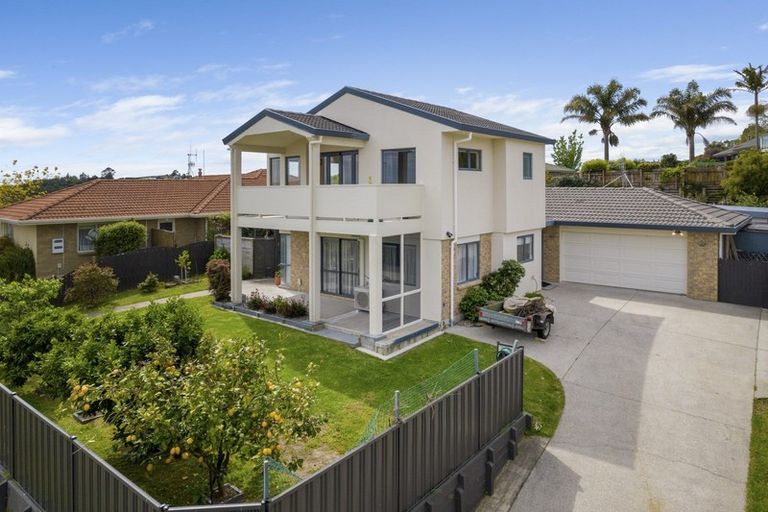 Photo of property in 25 Village Park Drive, Welcome Bay, Tauranga, 3112