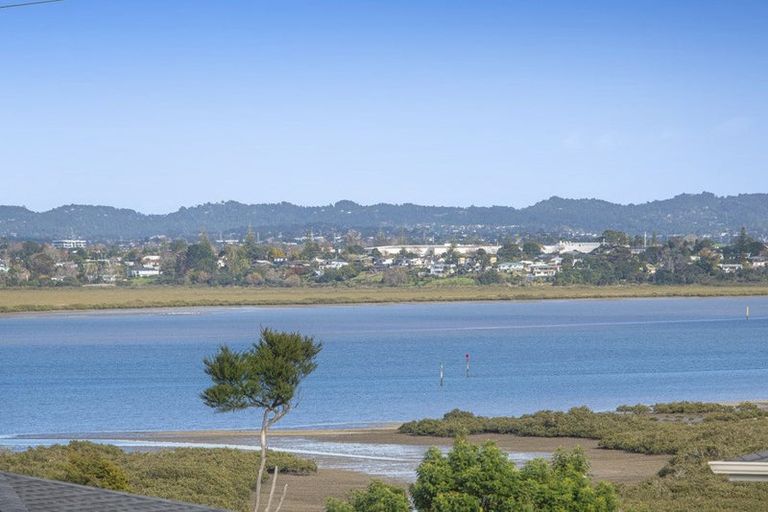 Photo of property in 4/1 Scott Road, Hobsonville, Auckland, 0616