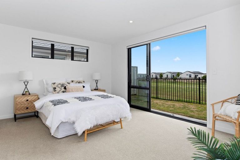 Photo of property in 19 Harding Drive, Papamoa Beach, Papamoa, 3118