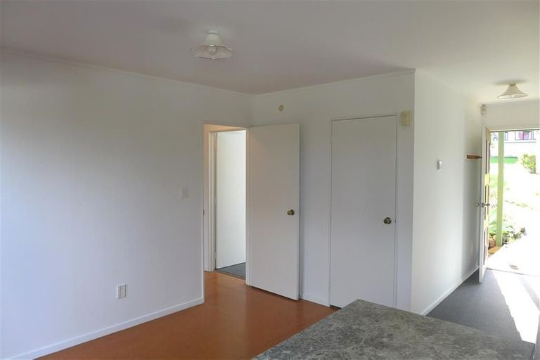 Photo of property in 25 Miriam Corban Heights, Henderson, Auckland, 0612