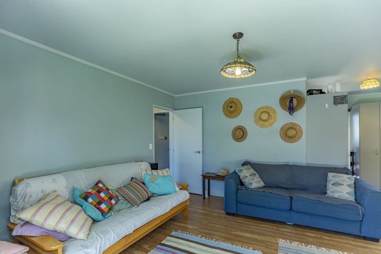 Photo of property in 9 Te Paerahi Road, Porangahau, 4293