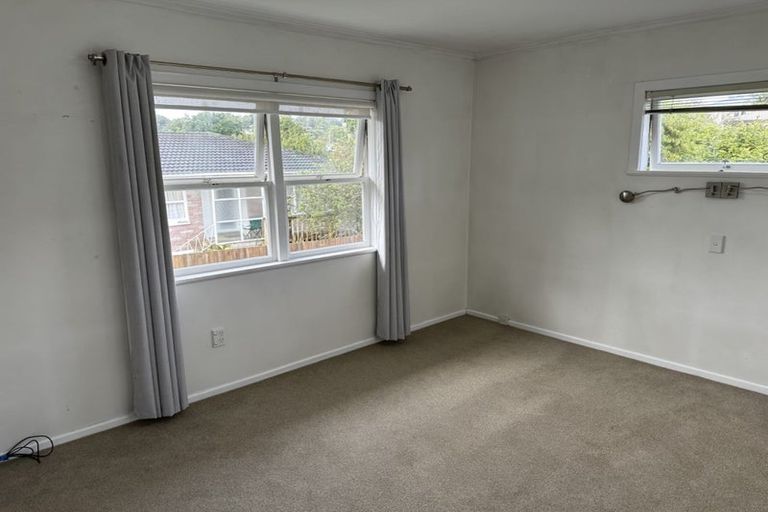 Photo of property in 32 Chartwell Avenue, Glenfield, Auckland, 0629