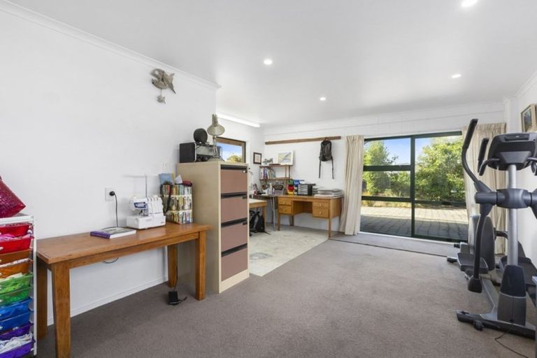 Photo of property in 6 Hogan Place, Fairfield, Dunedin, 9018