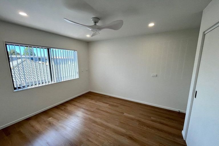 Photo of property in 41c Kelwyn Road, Kelston, Auckland, 0602