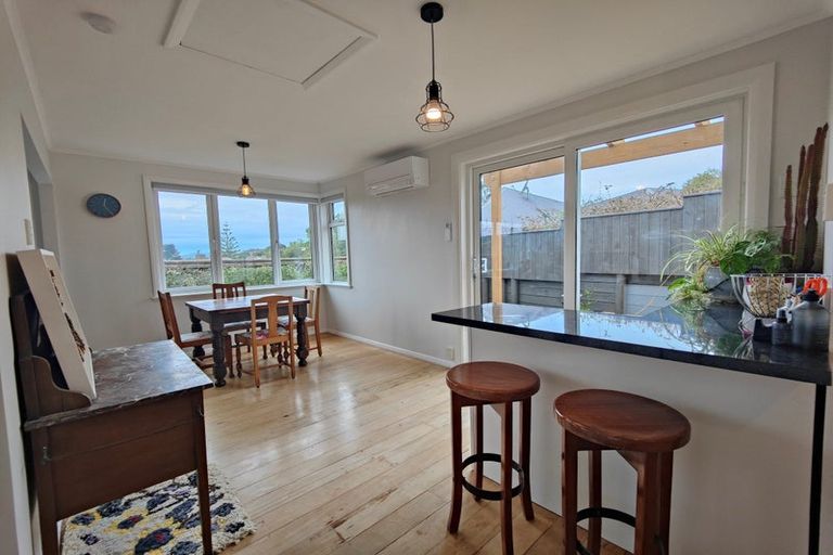 Photo of property in 42 Haumia Street, Johnsonville, Wellington, 6037