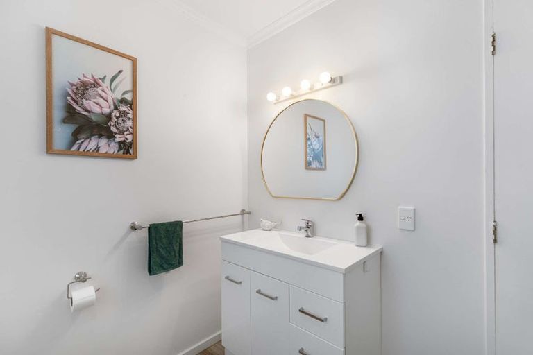 Photo of property in 23 Grant Street, Woodville, 4920