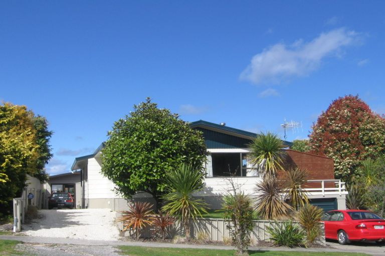 Photo of property in 3 Hammersmith Street, Richmond Heights, Taupo, 3330