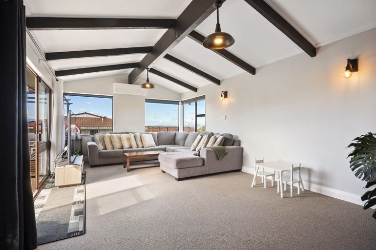 Photo of property in 6 Rangeview Place, Feilding, 4702