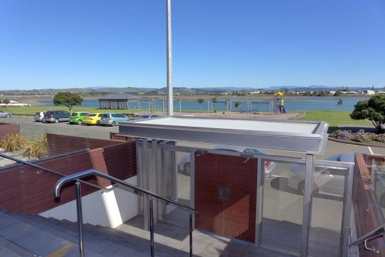 Photo of property in 307/7 Humber Street, Pandora, Napier, 4110