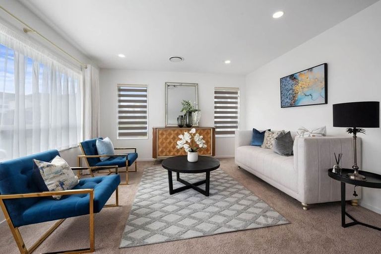 Photo of property in 18 Parkview Drive, Gulf Harbour, Whangaparaoa, 0930