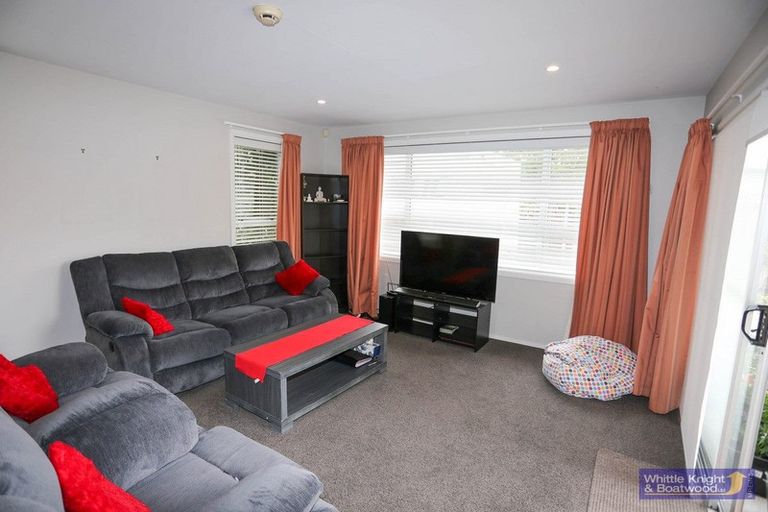Photo of property in 36 Ambleside Drive, Burnside, Christchurch, 8053