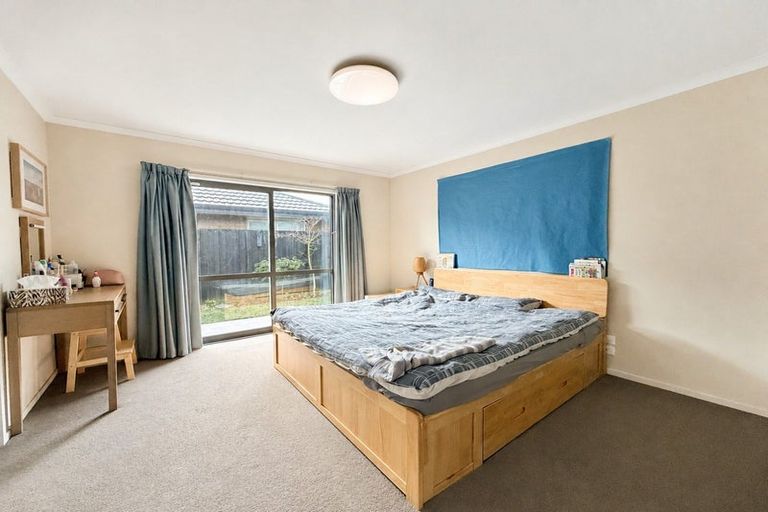 Photo of property in 17 Gallaghan Close, Wigram, Christchurch, 8042