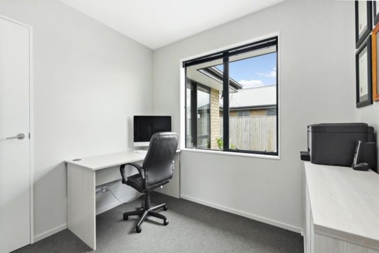 Photo of property in 35 Bradbury Avenue, Rolleston, 7614