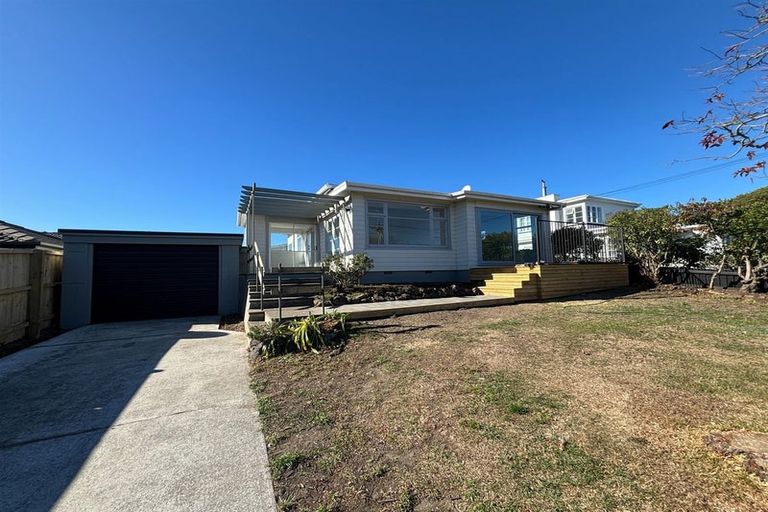 Photo of property in 1/151 Estuary Road, South New Brighton, Christchurch, 8062